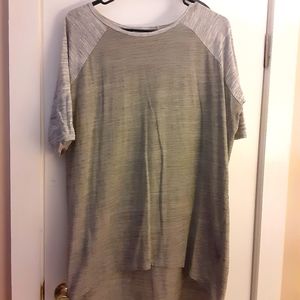 Lularoe Irma tee
